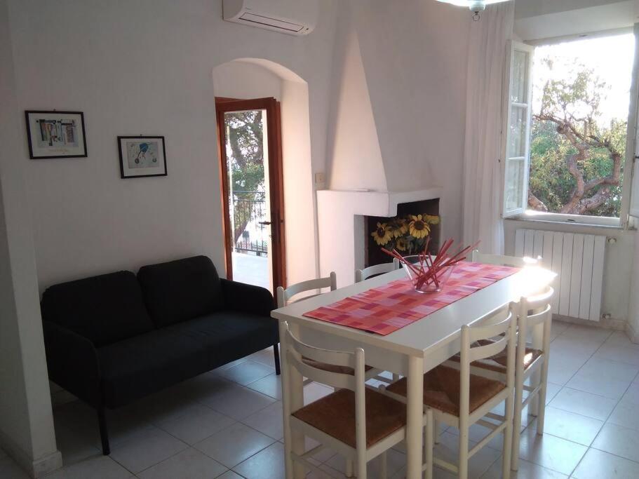 La Casa Dei Nonni - Services Included - Servizi Inclusi Capoliveri Kültér fotó